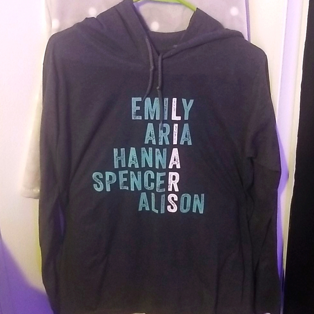 EUC Pretty Little Liars Hoodie